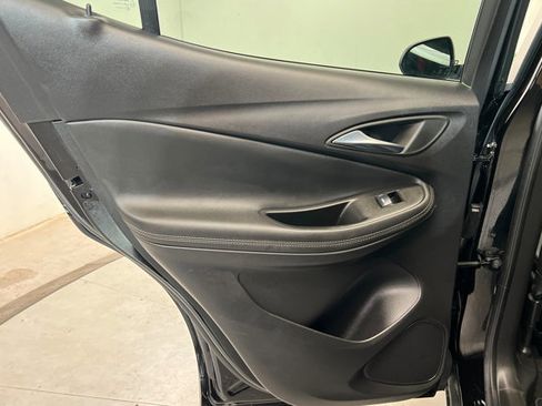 Used 2023 Buick Encore GX Select image 18