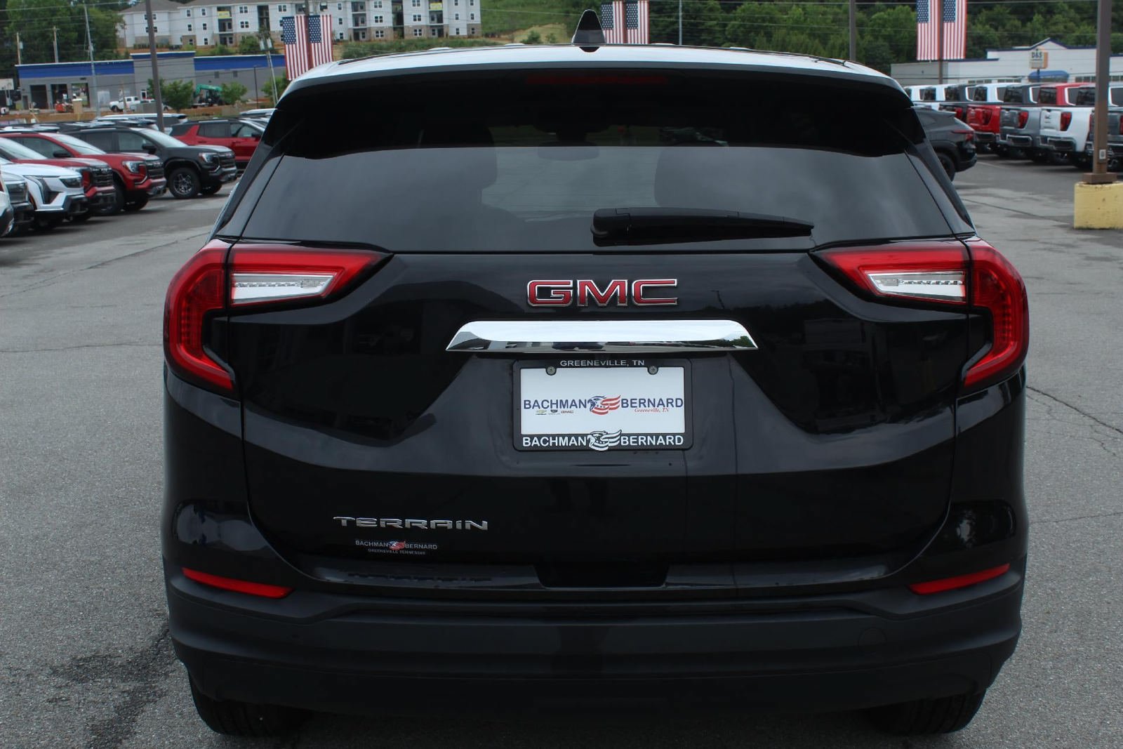 Used 2024 GMC Terrain SLE FWD image 6