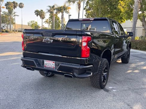 Used 2022 Chevrolet Silverado 1500 LT Trail Boss w/ LT Trail Boss Premium Package AWD/4WD image 8