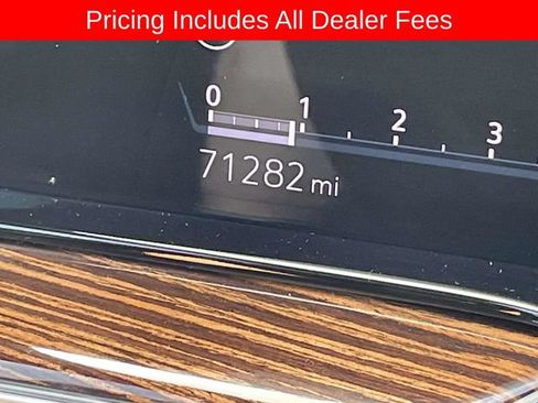 Used 2022 Cadillac Escalade Premium Luxury AWD/4WD image 31