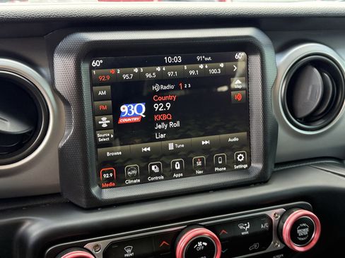 Used 2021 Jeep Wrangler Unlimited Sport AWD/4WD image 21