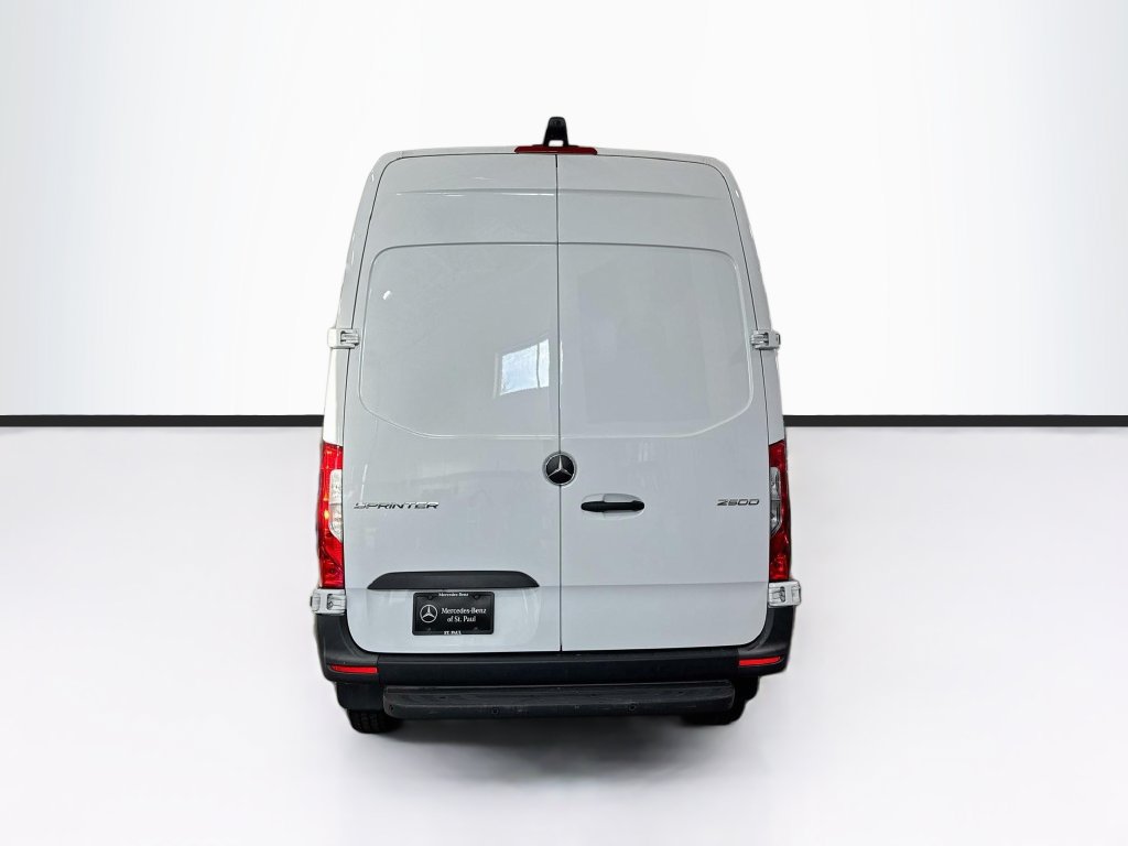 Used 2023 Mercedes-Benz Sprinter 2500 image 6