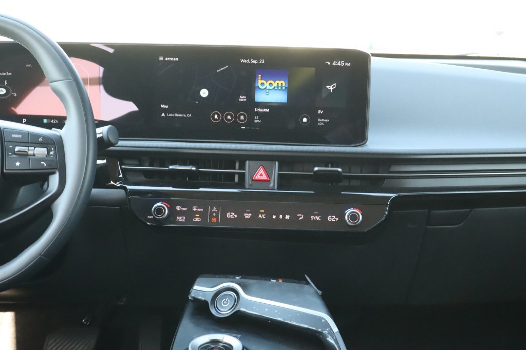 Used 2025 Kia EV6 Light RWD image 31