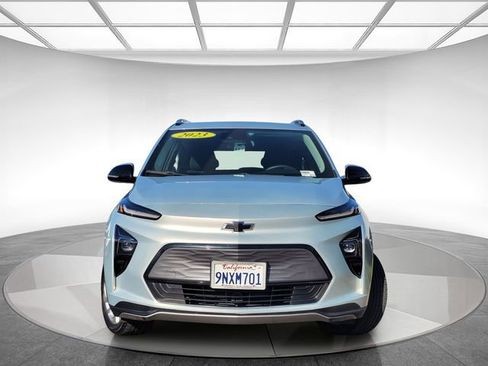 Used 2023 Chevrolet Bolt EUV LT w/ Driver Confidence Package image 2