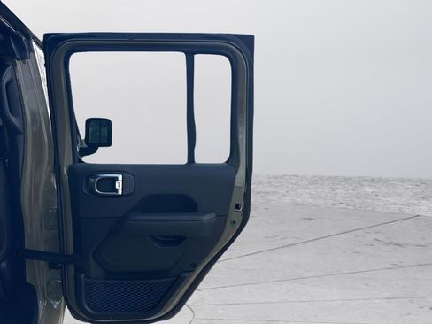 New 2026 Jeep Gladiator Sport AWD/4WD image 12