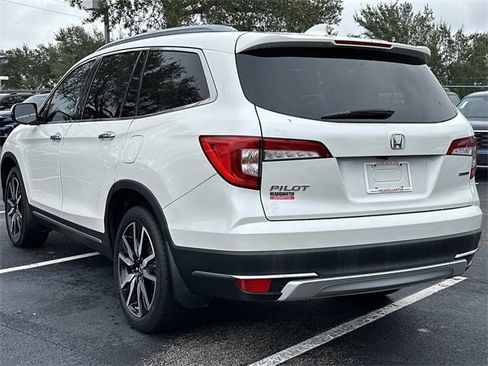 Used 2019 Honda Pilot Touring image 5