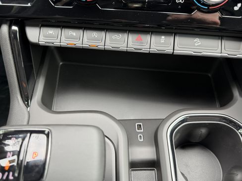 New 2026 GMC Sierra 1500 AT4 w/ Technology Package image 29