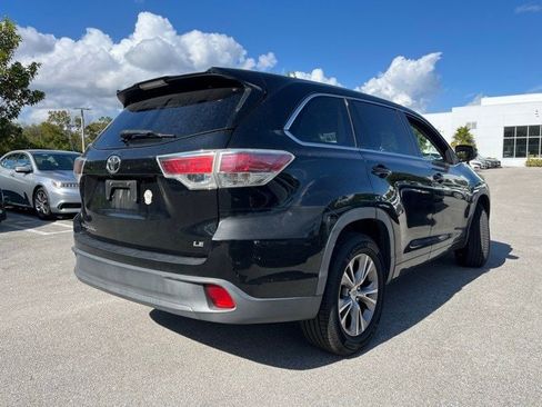 Used 2014 Toyota Highlander Plus image 4