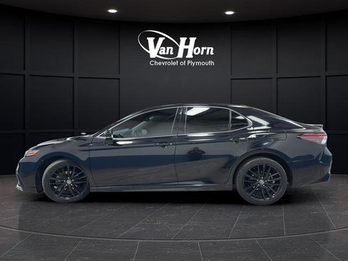 Used 2023 Toyota Camry XSE w/ Navigation Package image 4