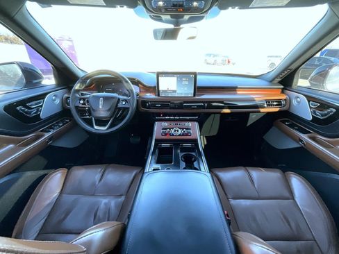 Used 2021 Lincoln Aviator Reserve w/ Equipment Group 210A image 15