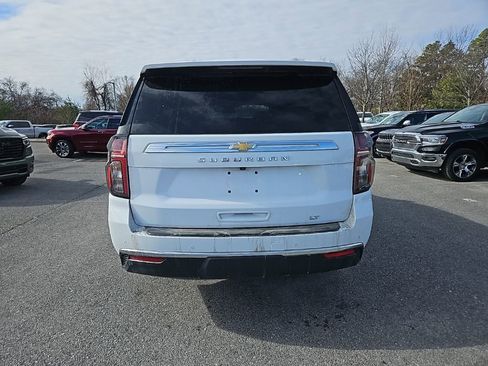 Used 2024 Chevrolet Suburban LT image 6