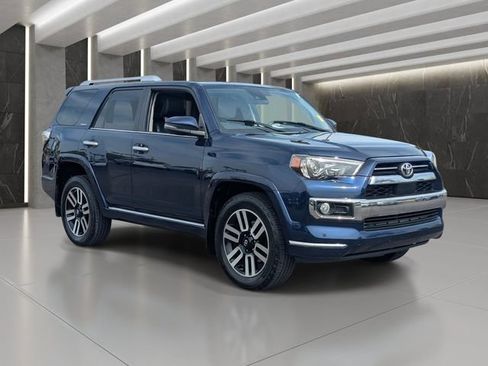 Used 2020 Toyota 4Runner Limited AWD/4WD image 8
