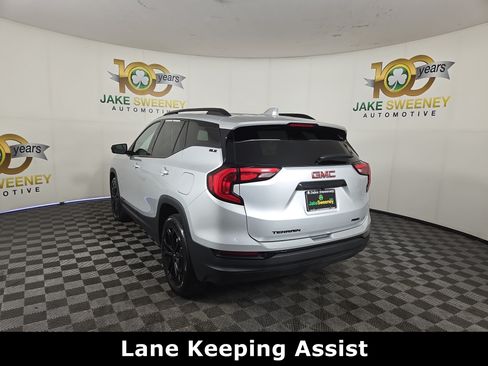 Used 2021 GMC Terrain SLE w/ Driver Convenience Package AWD/4WD image 6