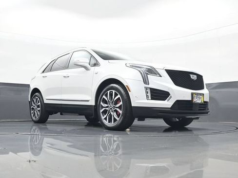 Used 2024 Cadillac XT5 Sportv w/ Technology Package AWD/4WD image 23