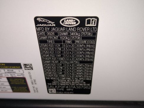 New 2026 Land Rover Range Rover SE AWD/4WD image 31