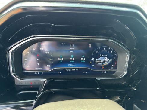 Used 2024 Chevrolet Silverado 1500 LT Trail Boss w/ Convenience Package II image 19