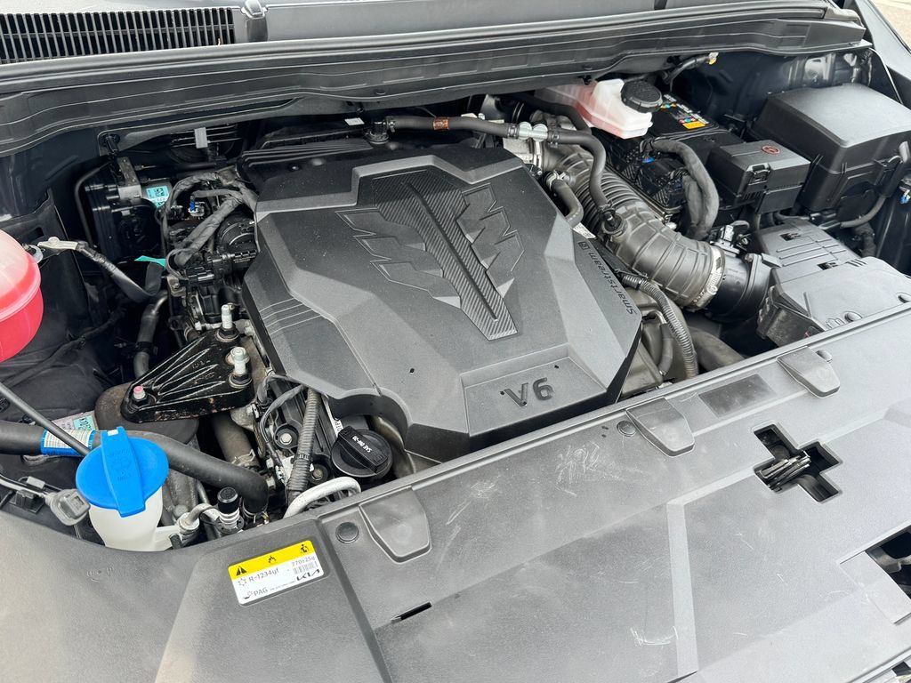 Used 2024 Kia Carnival SX FWD image 28