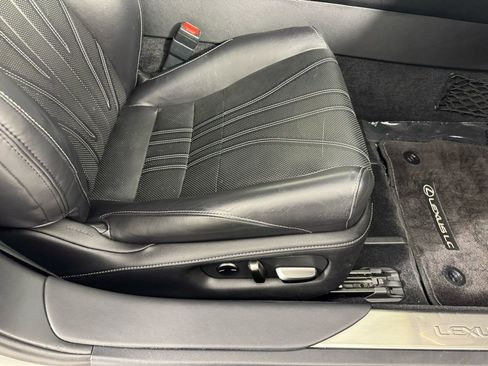 Used 2018 Lexus LC 500h w/ Touring Package image 32