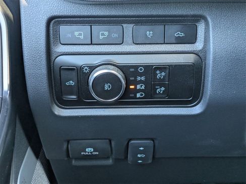 Certified 2024 Ford F250 Platinum image 30