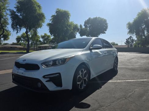 Used 2020 Kia Forte LXS image 7