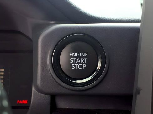 Certified 2025 Toyota Tacoma SR AWD/4WD image 21