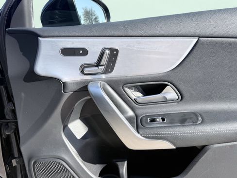 Used 2021 Mercedes-Benz A 220 image 25