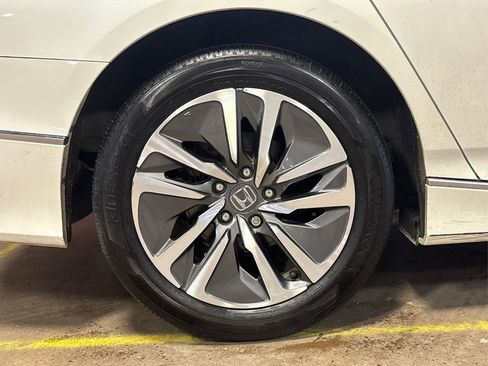 Used 2018 Honda Accord EX-L image 17