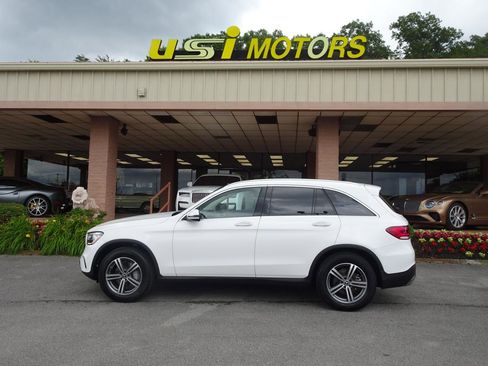 Used 2020 Mercedes-Benz GLC 300 4MATIC image 4