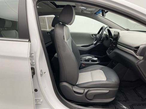 Used 2020 Hyundai Ioniq Limited FWD image 19