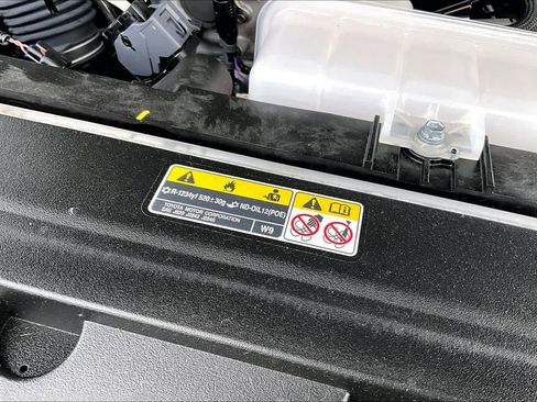 Used 2025 Toyota Tacoma SR5 RWD image 31