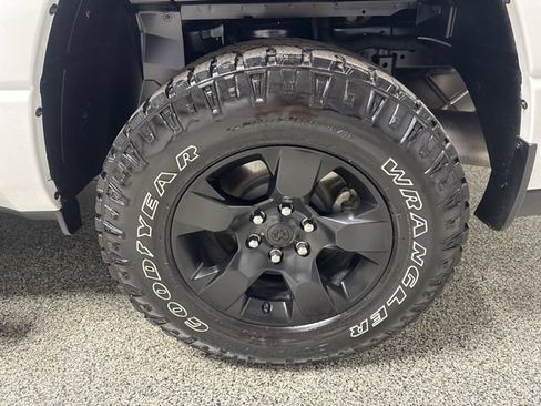 Used 2025 RAM 1500 Classic Warlock AWD/4WD image 16