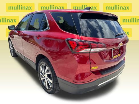 Used 2023 Chevrolet Equinox LT FWD image 8