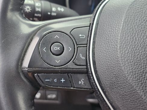 Used 2020 Toyota RAV4 Limited image 29