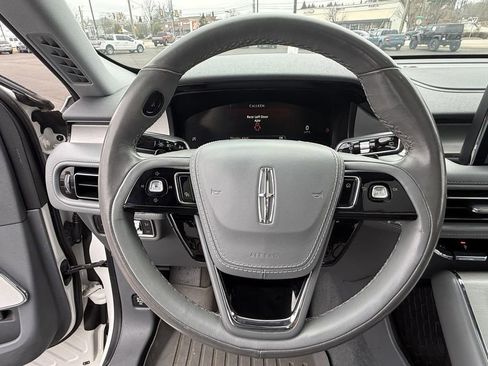 Used 2020 Lincoln Aviator Reserve w/ Equipment Group 202A image 19