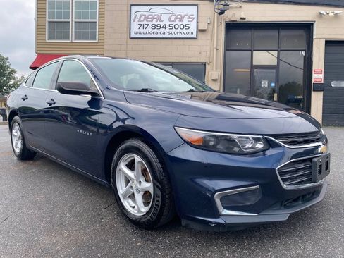 Used 2018 Chevrolet Malibu LS FWD image 34
