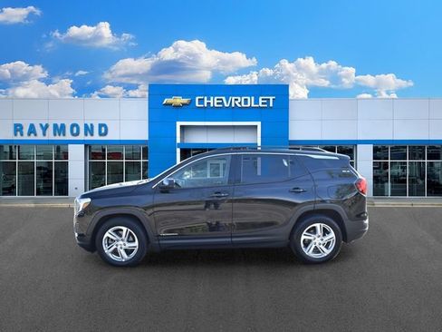 Certified 2018 GMC Terrain SLE w/ Driver Convenience Package FWD image 7