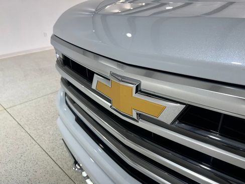 Used 2026 Chevrolet Silverado 1500 High Country AWD/4WD image 30