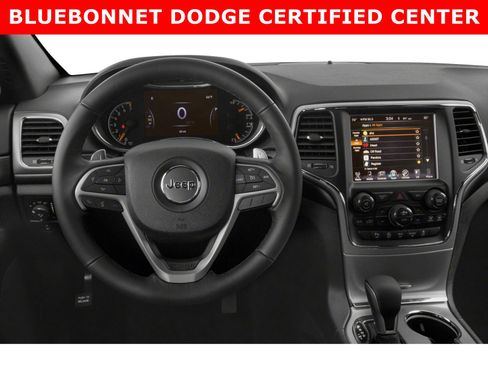 Used 2020 Jeep Grand Cherokee Laredo RWD image 4