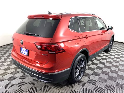 Used 2022 Volkswagen Tiguan SE image 7