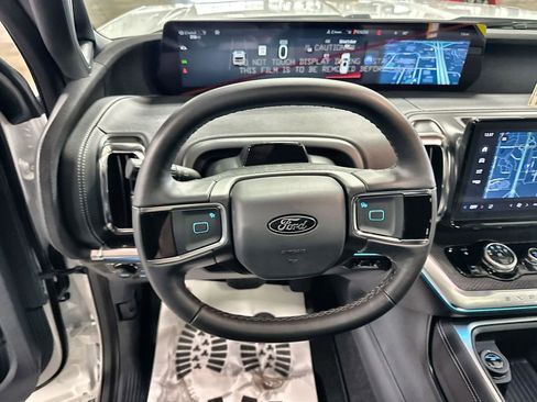New 2026 Ford Expedition Platinum AWD/4WD image 17