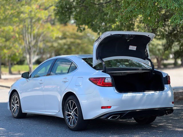 Used 2016 Lexus ES 350 w/ Luxury Package w/Wood Trim FWD image 41