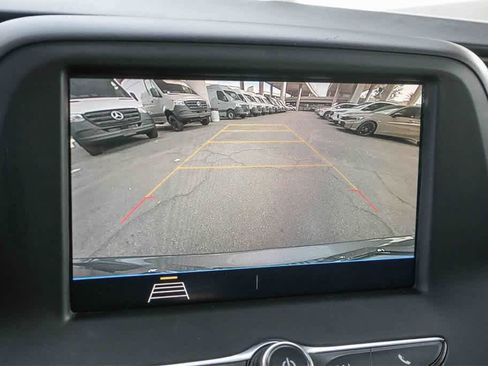 Used 2020 Chevrolet Camaro LT image 22