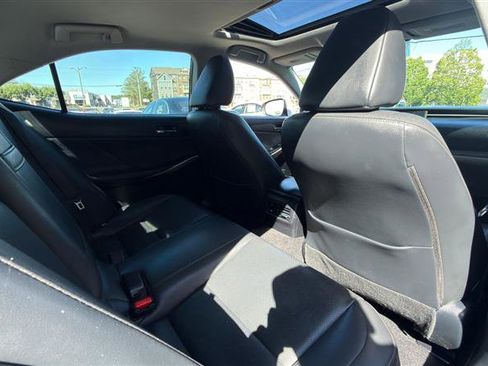 Used 2016 Lexus IS 200t w/ Navigation System Package RWD image 18