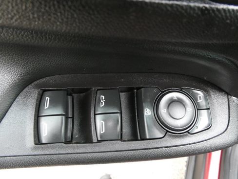 Used 2021 Chevrolet Equinox LT AWD/4WD image 23