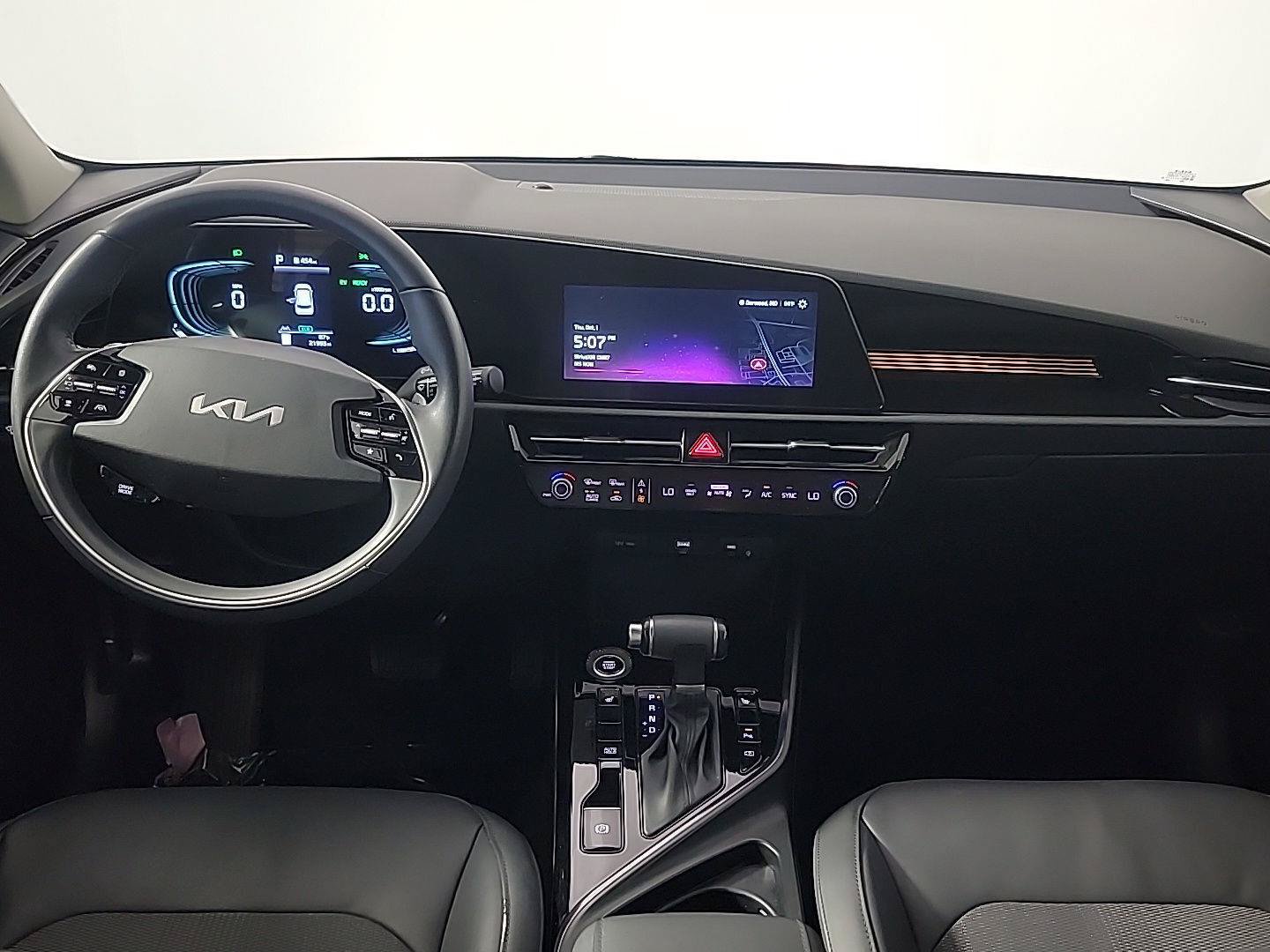 Certified 2024 Kia Niro EX FWD image 18