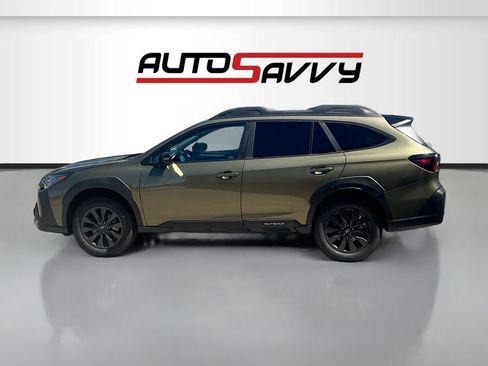 Used 2025 Subaru Outback Onyx Edition AWD/4WD image 4