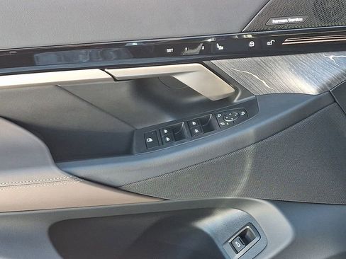 Certified 2025 BMW 530i xDrive w/ M Sport Package image 13