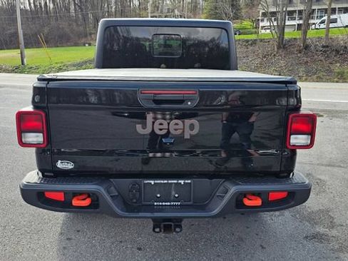 Used 2023 Jeep Gladiator Mojave w/ Cold Weather Group AWD/4WD image 2