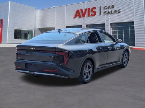 Used 2025 Kia K4 FWD image 6