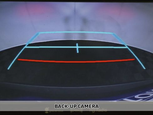 Used 2017 Toyota Highlander XLE w/ Carpet Mat Package AWD/4WD image 7